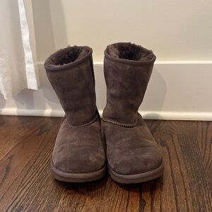 UGG Classic Suede Boots in Burnt Cedar